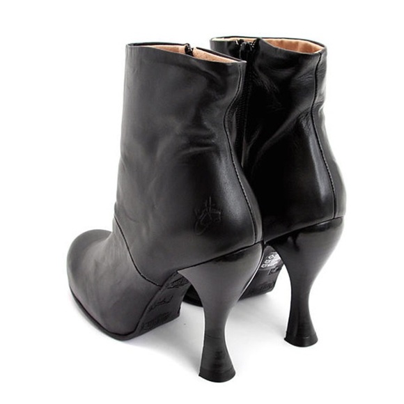 JOHN FLUEVOG ATTENTIONS: JOLIE ZIP BOOTIE, Size 8, Preowned, Hard to Find - Picture 4 of 17